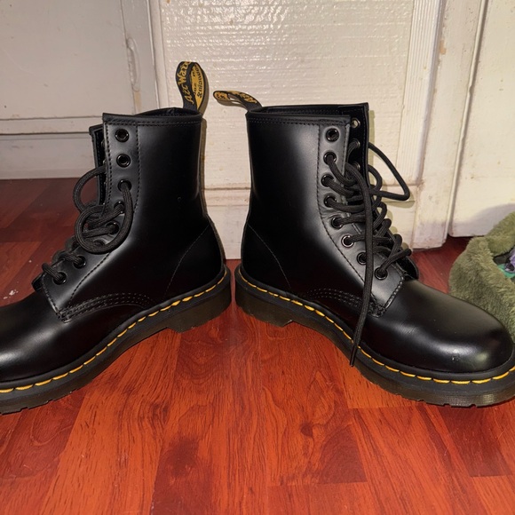 The Original Women’s Doc Martens - Picture 7 of 7